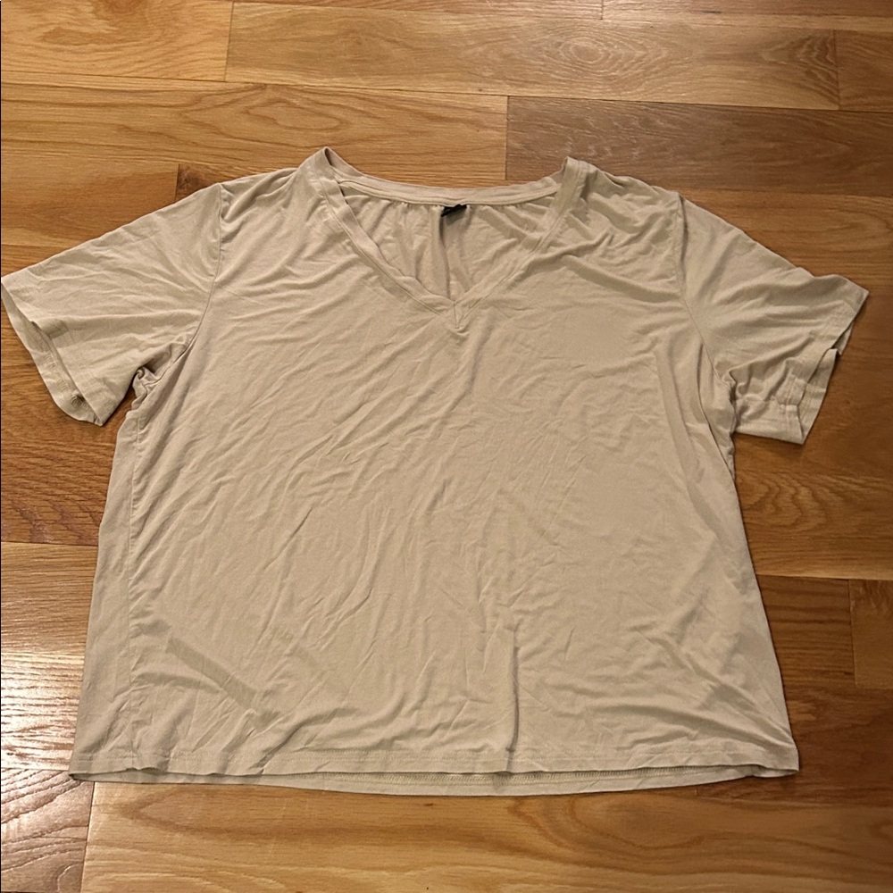 SHEIN Curve Light Beige V-Neck Short Sleeve Tee 2XL